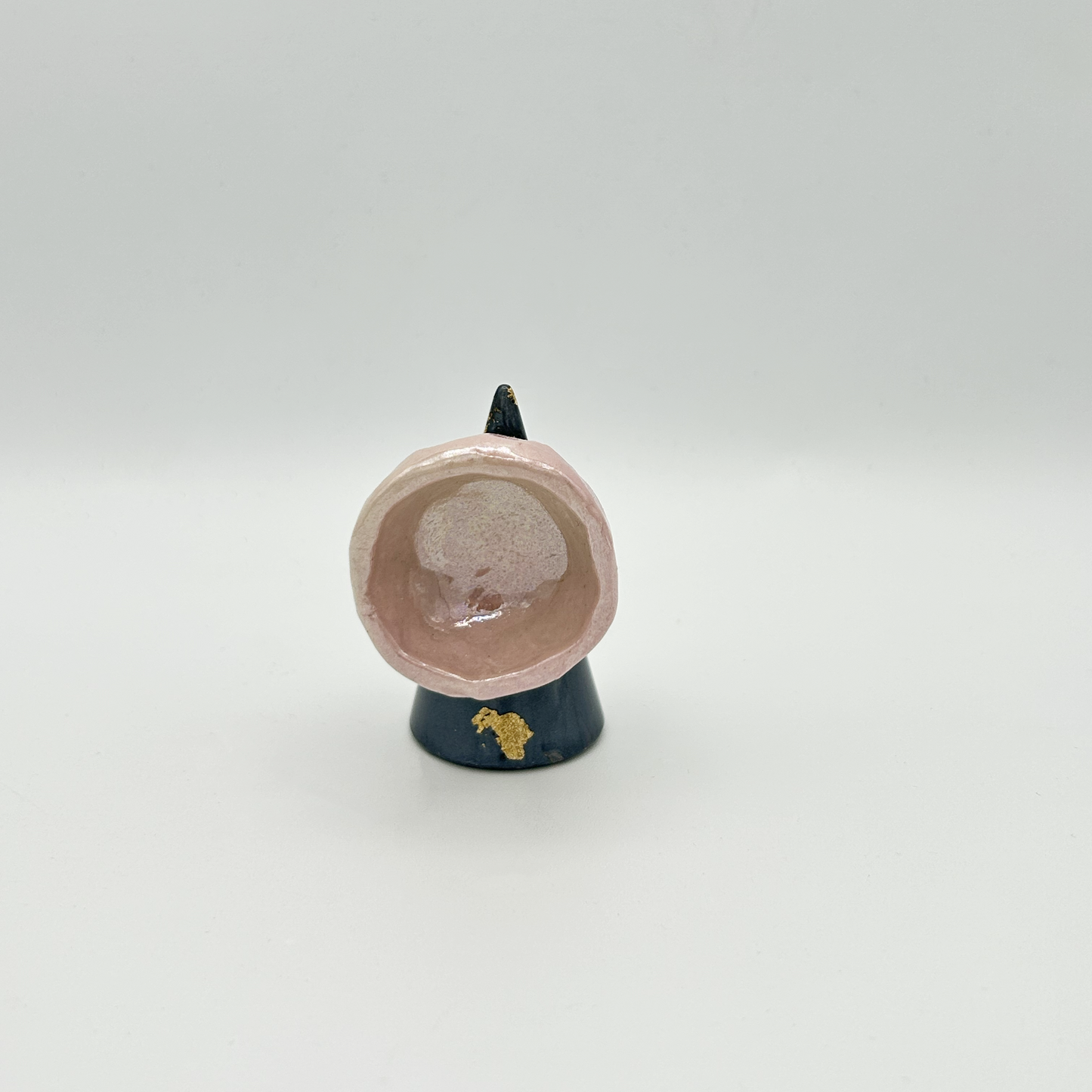 Pinch pot ring
