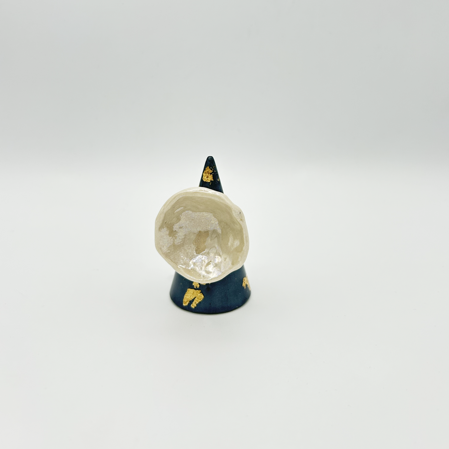 Pinch pot ring