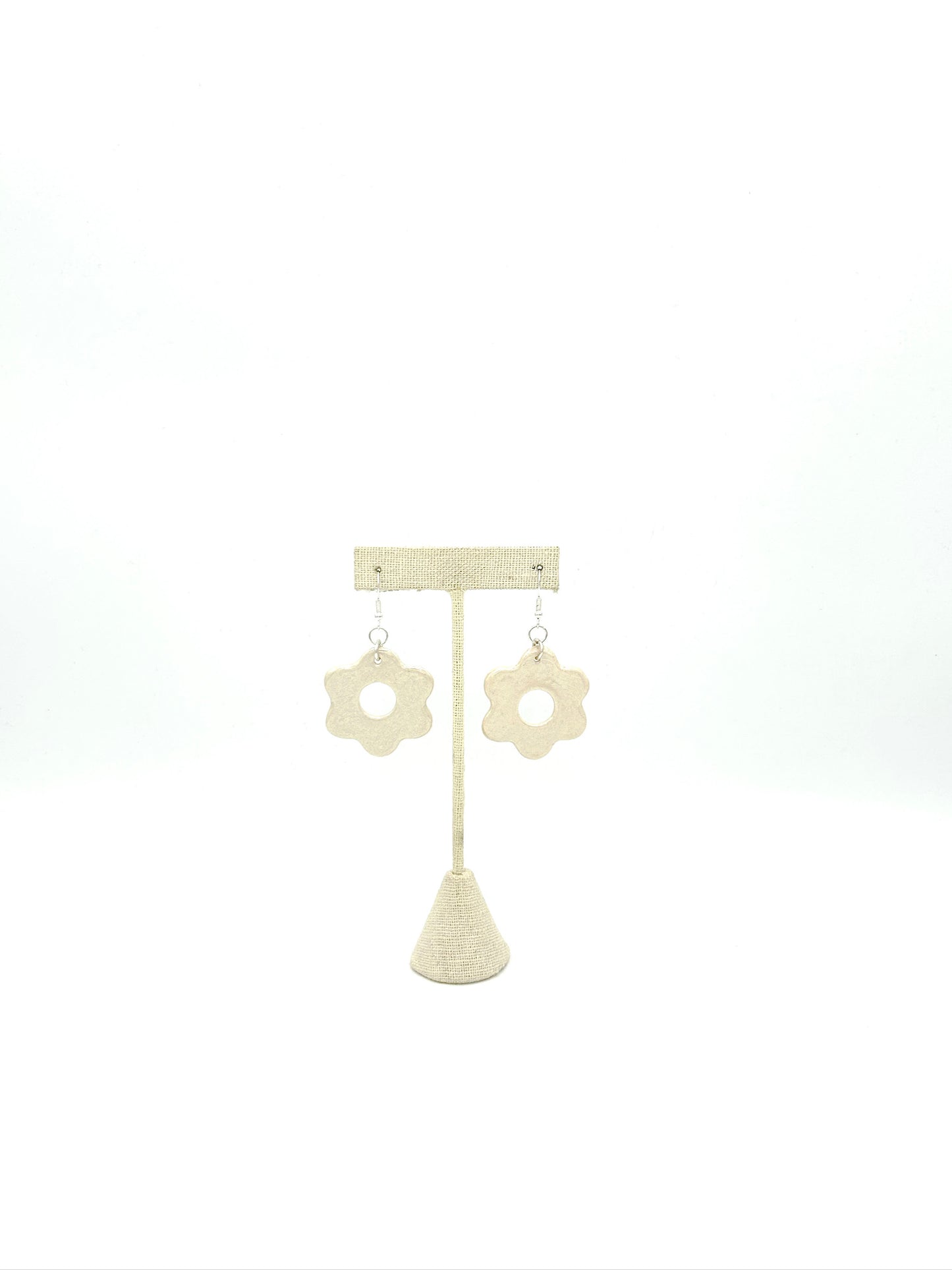 Retro floral single earrings