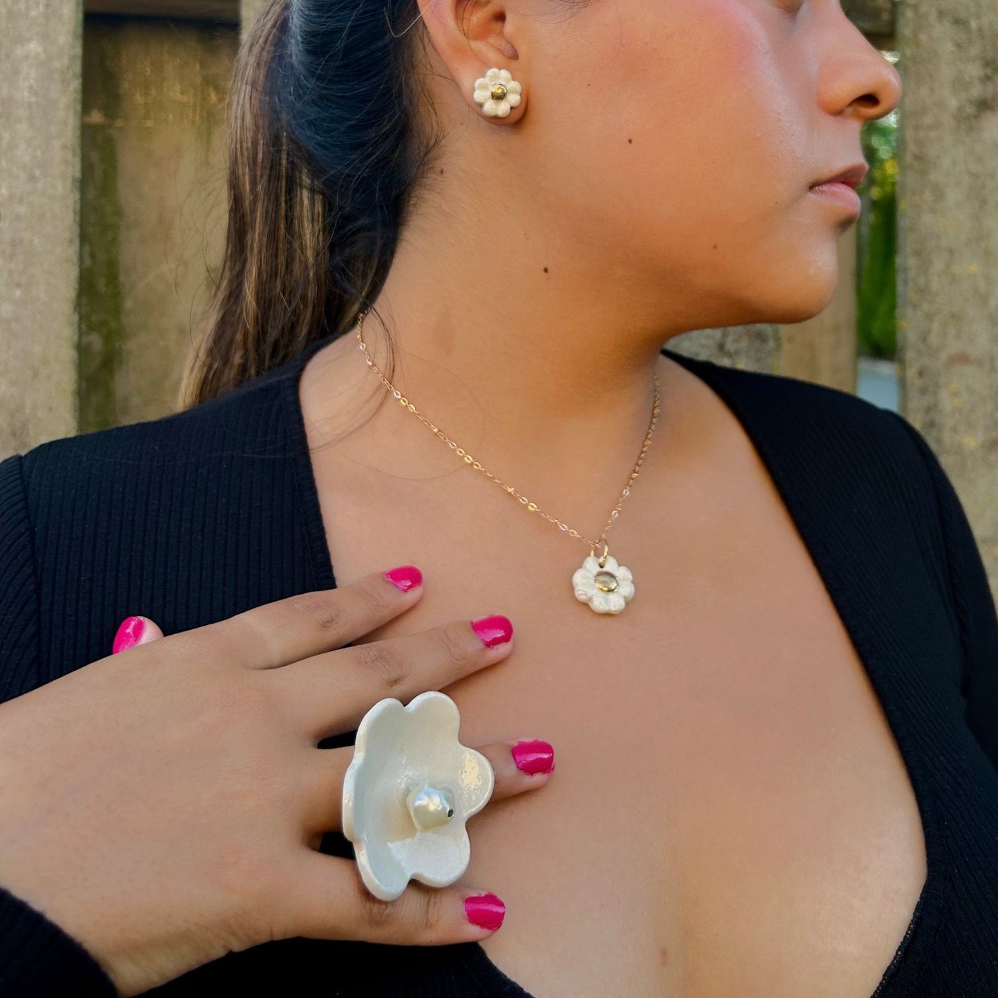 Retro bloom ring